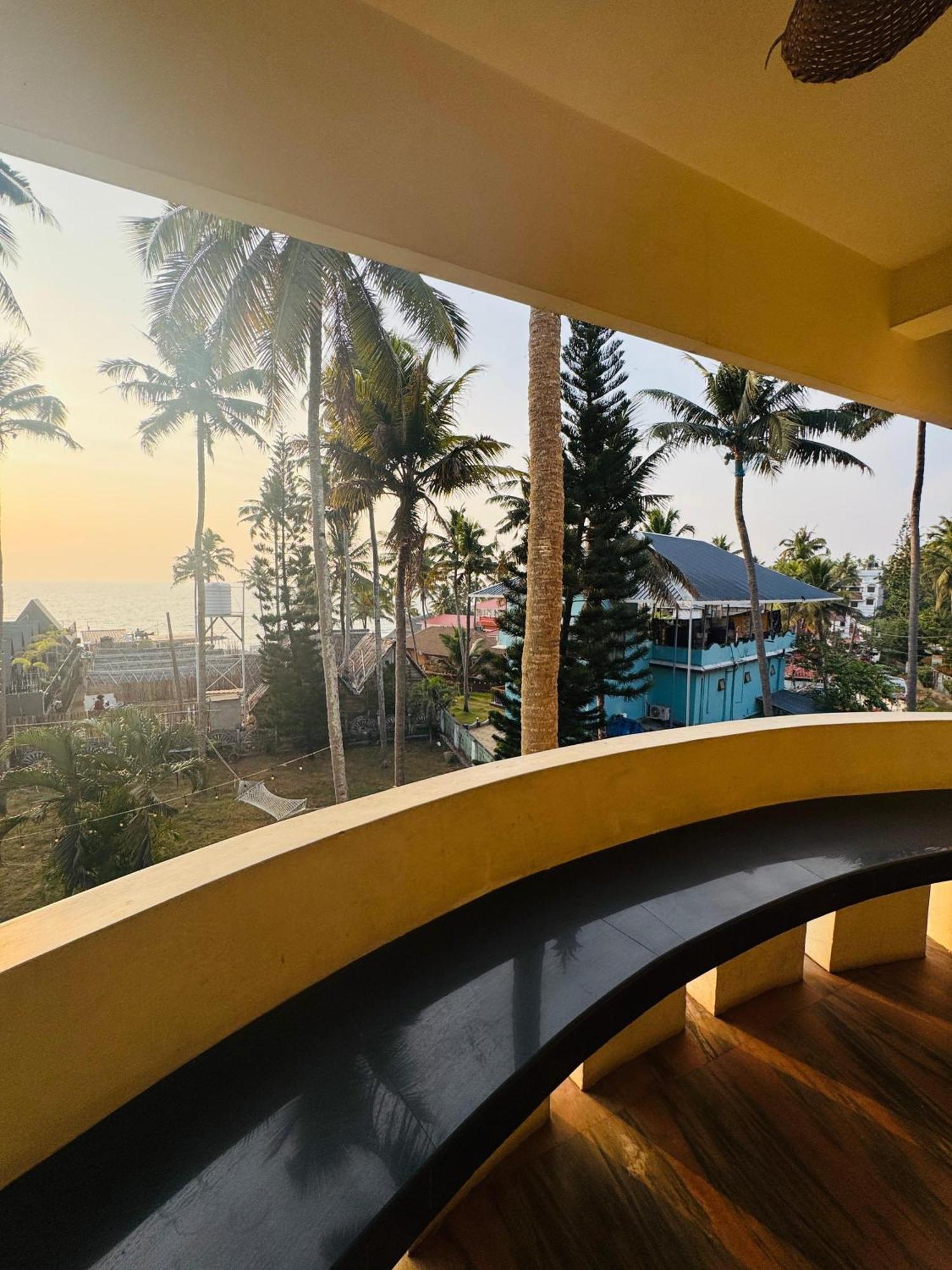 Beach View Balcony Resort By Hello Варкала Экстерьер фото
